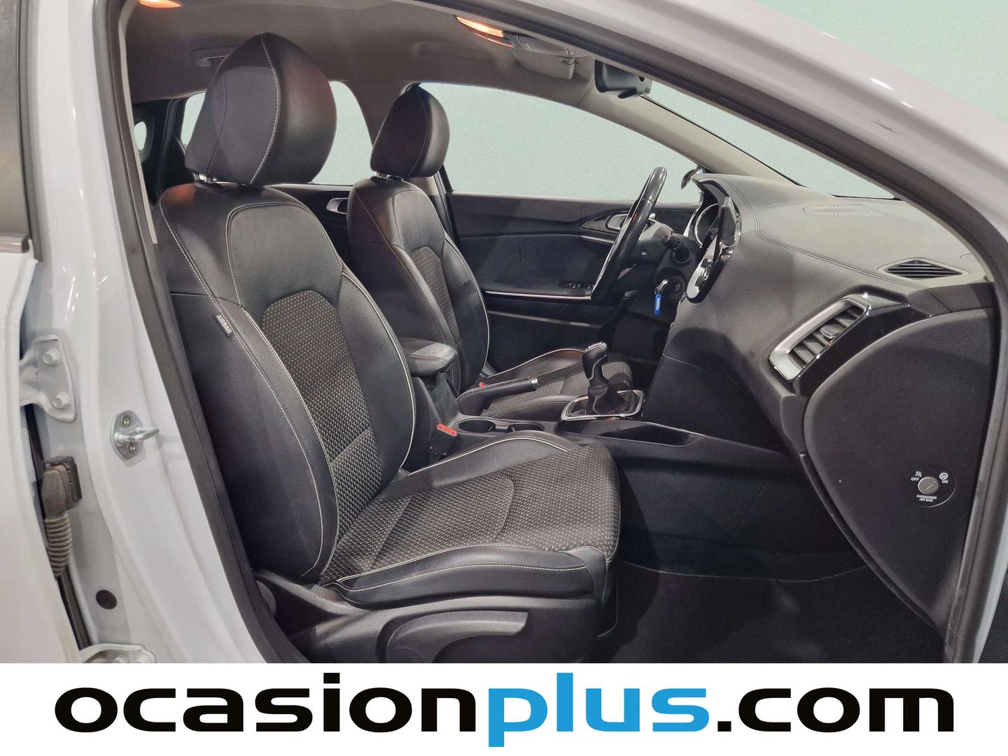 KIA Ceed KIA Ceed 1.4 T-GDi Tech (140 CV) manual