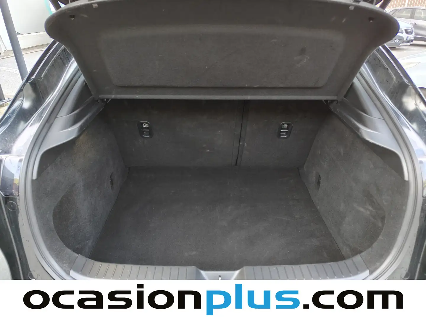 Foto Mazda CX-30 Mazda CX-30 e-SKY G MHEV Prime-line (140 CV)