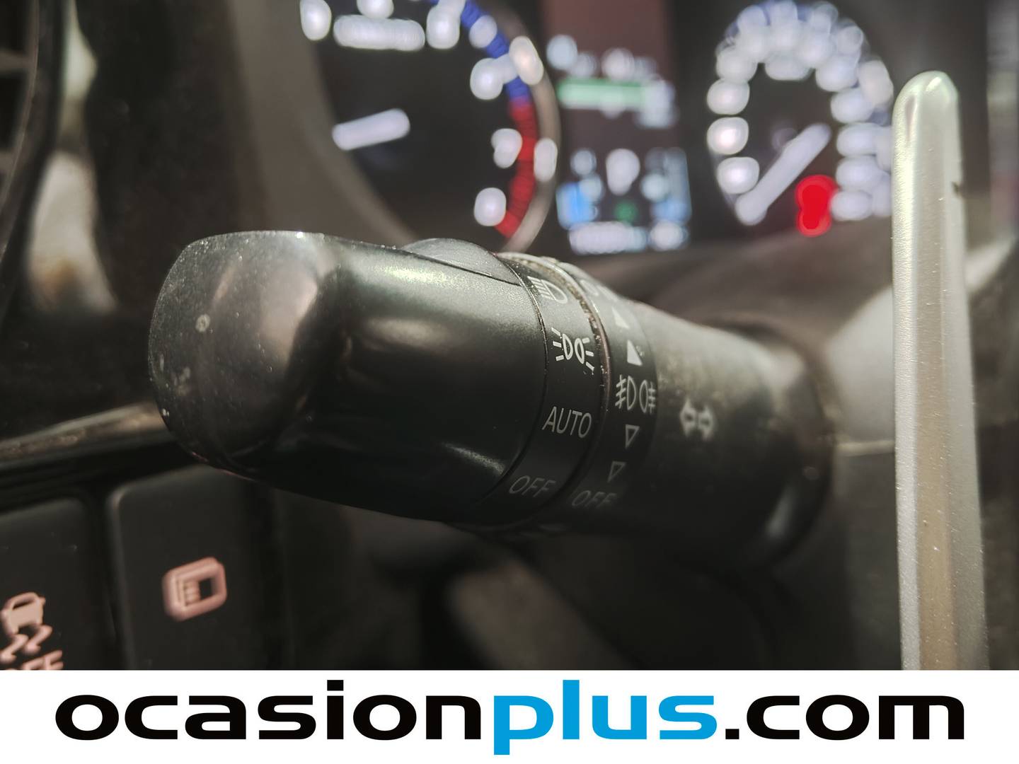 Equipamiento del Mitsubishi Outlander Mitsubishi Outlander 200 MPI Motion 2WD CVT (150 CV)