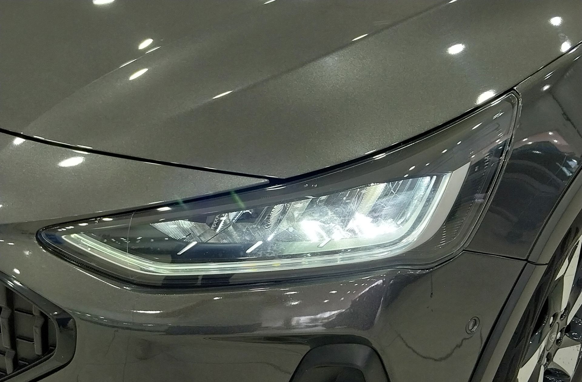 Ford Focus 1.0 EcoBoost MHEV Active - foto 15