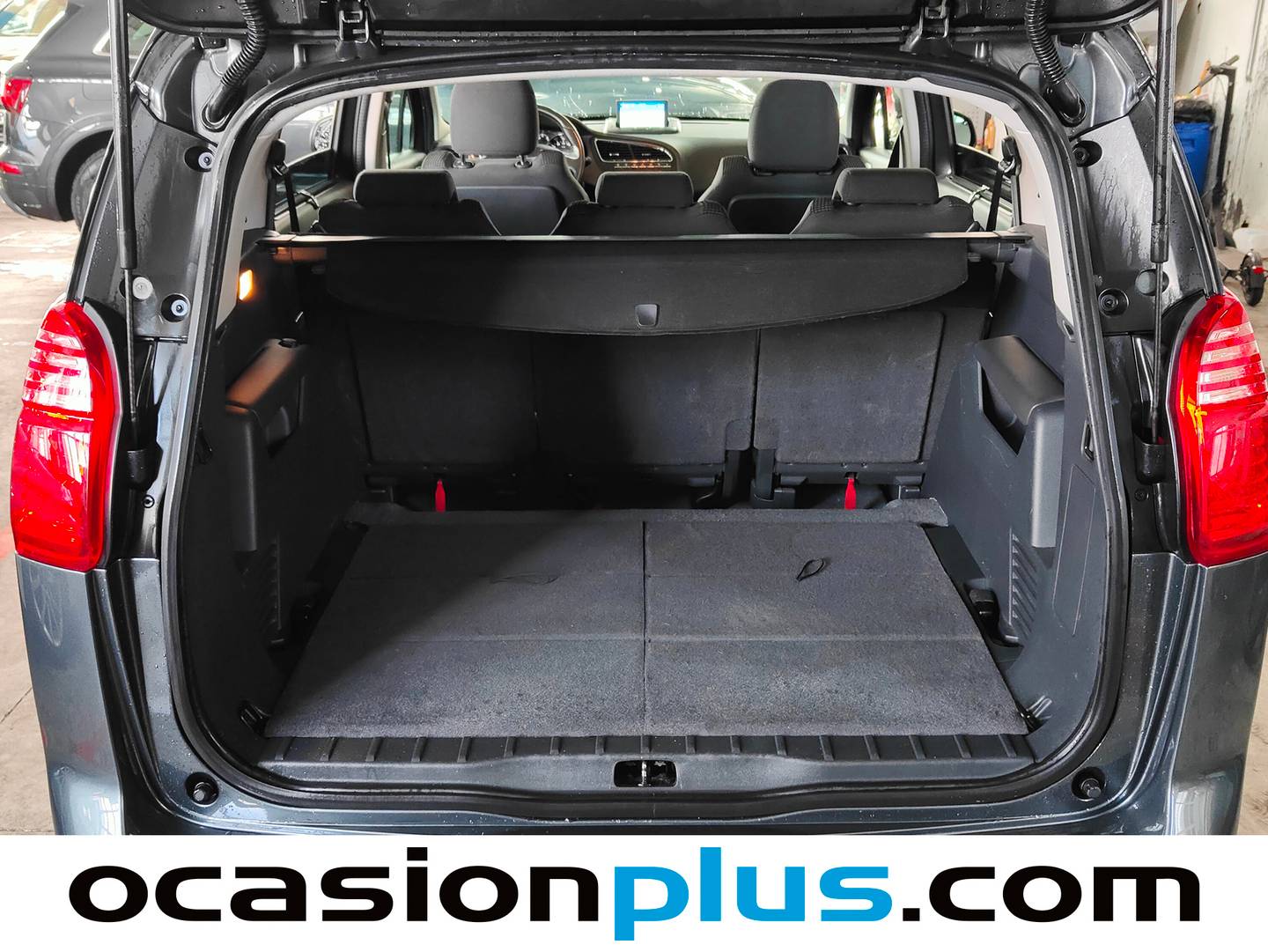 Fotos maletero Peugeot 5008 Peugeot 5008 2.0 BlueHDi Allure (150 CV) 7 Plazas