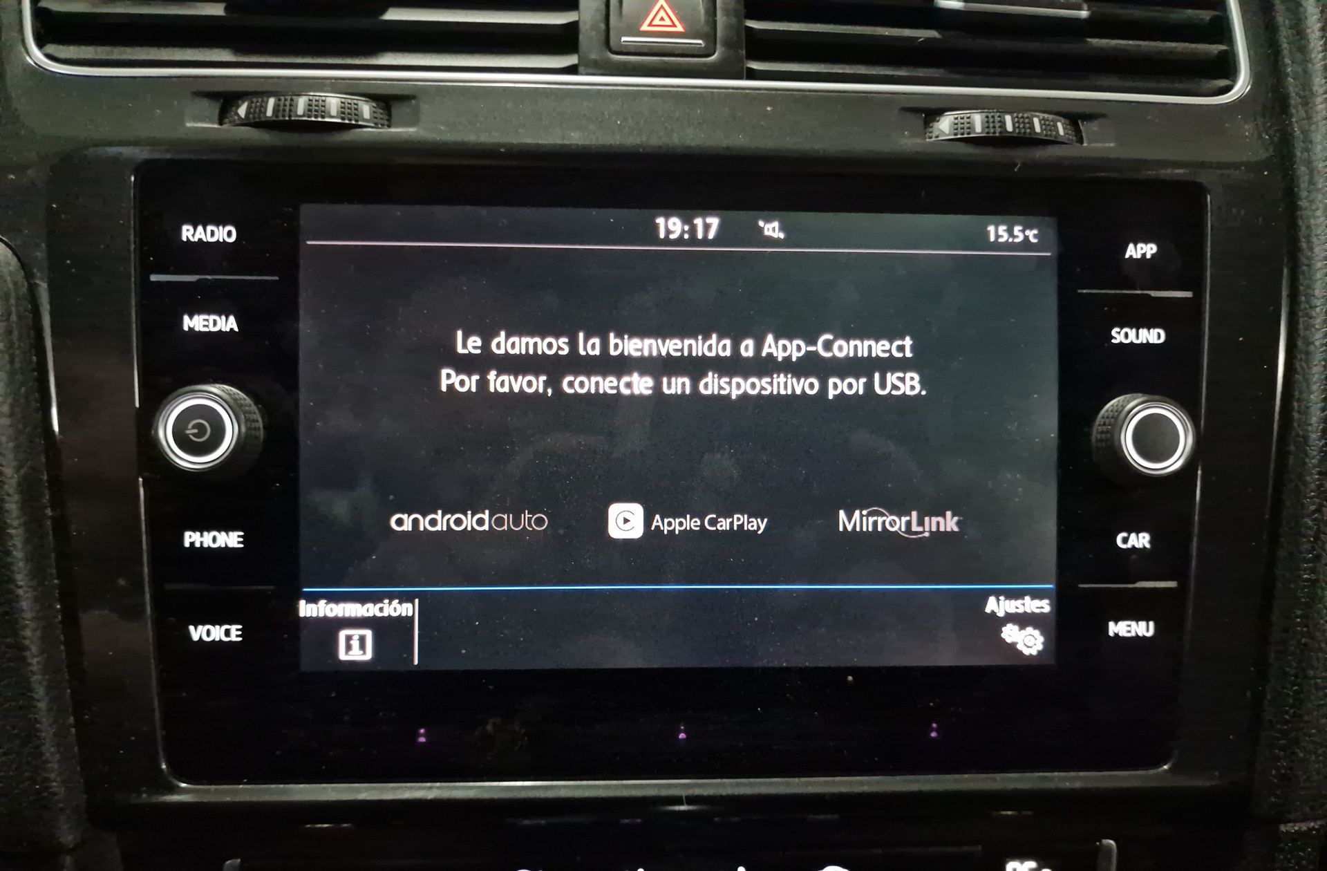Volkswagen Golf Advance 1.6 TDI DSG - foto 8
