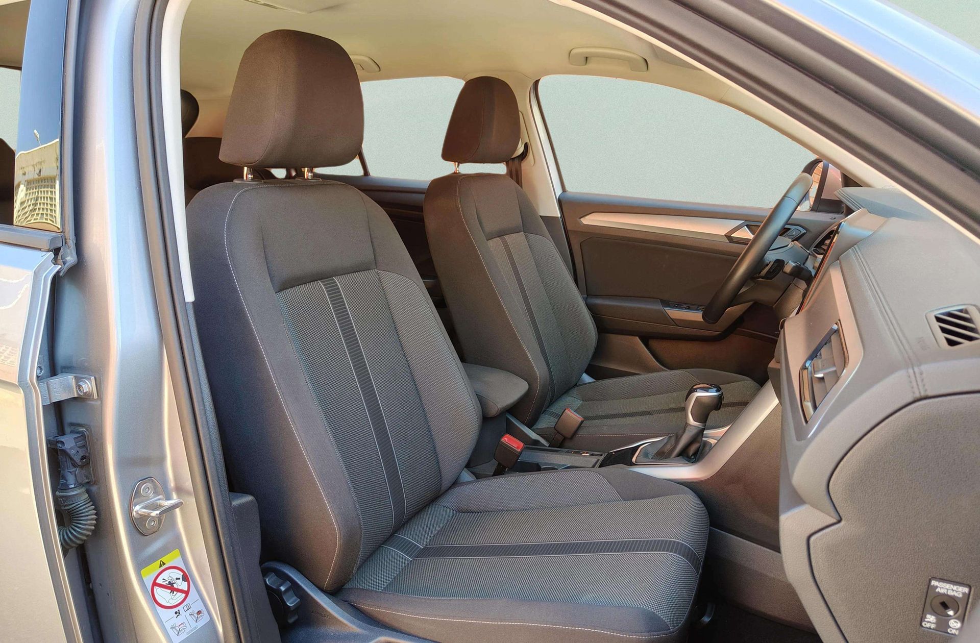 Volkswagen T-Roc Life 1.5 TSI DSG - foto 17
