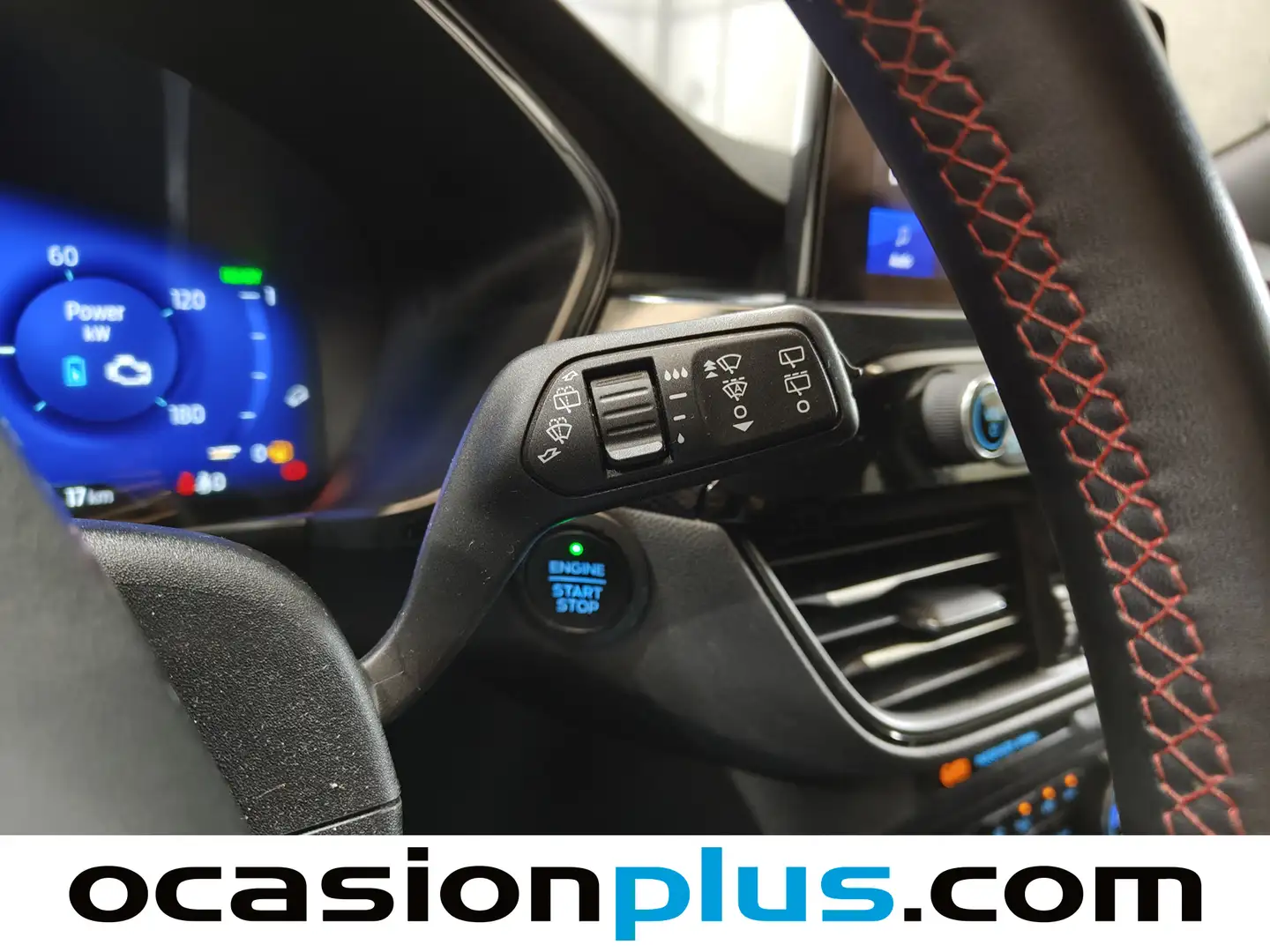 Foto Ford Kuga Ford Kuga 2.5 Duratec PHEV ST-Line Auto  (225 CV)