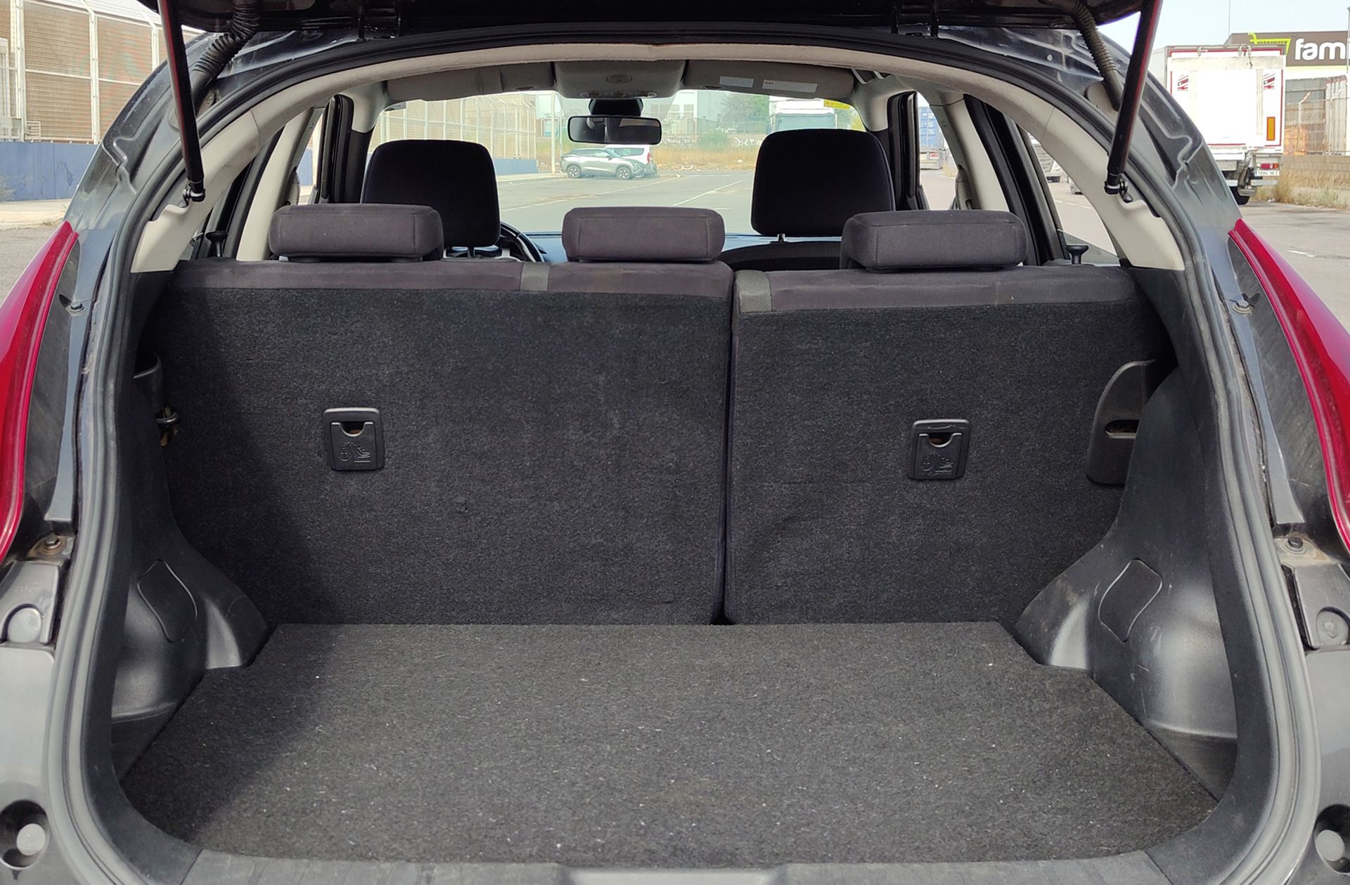 Nissan Juke 1.5 dCi Tekna Premium 4x2 - foto 12