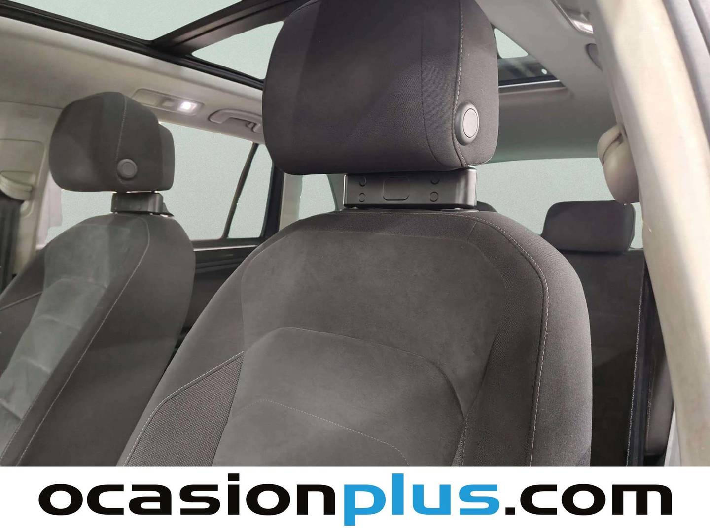 Foto Volkswagen Tiguan Volkswagen Tiguan Sport 2.0 TDI Pack R-Line (150 CV)