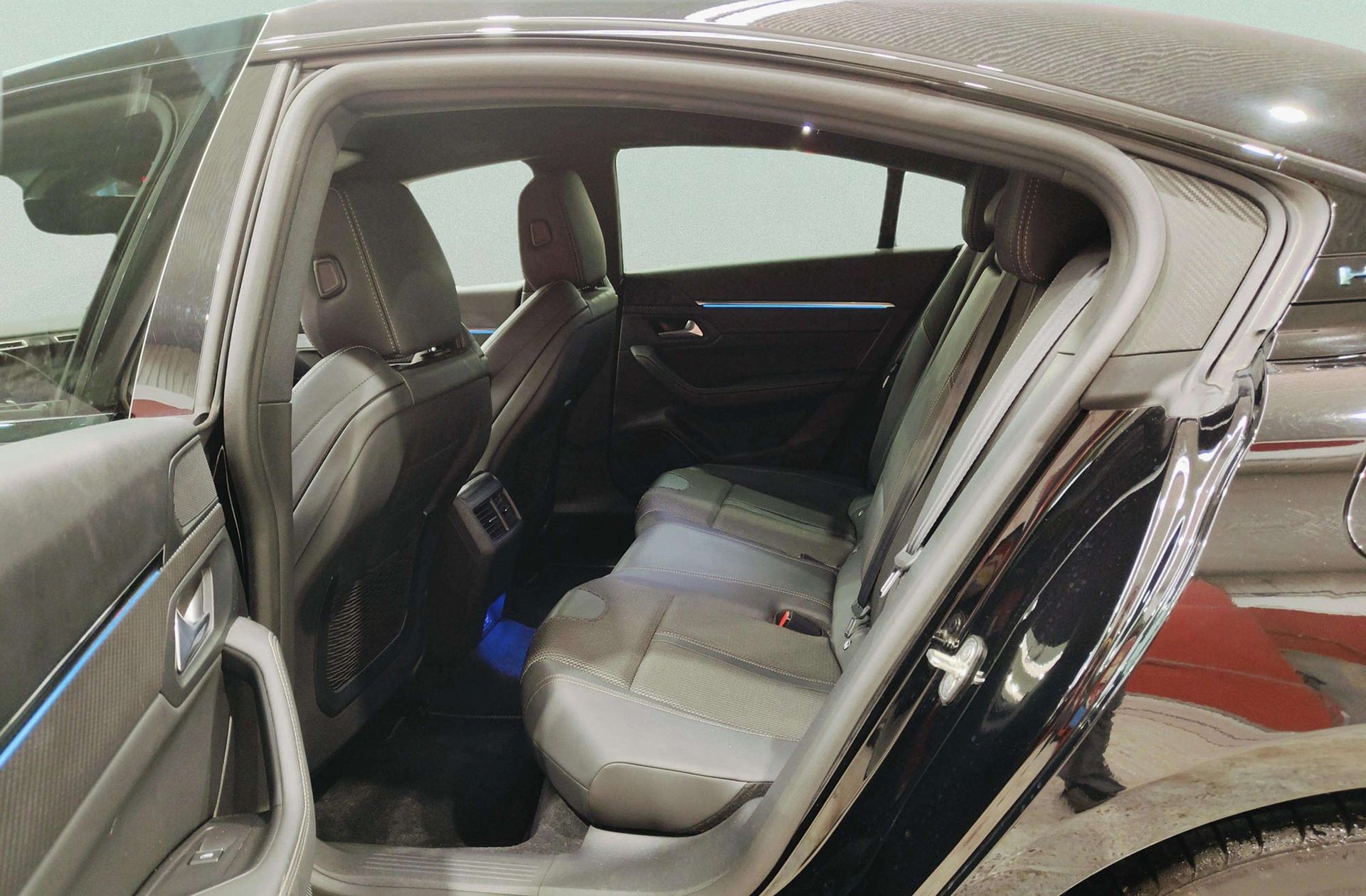 Peugeot 508 225 GT e-EAT8 - foto 12