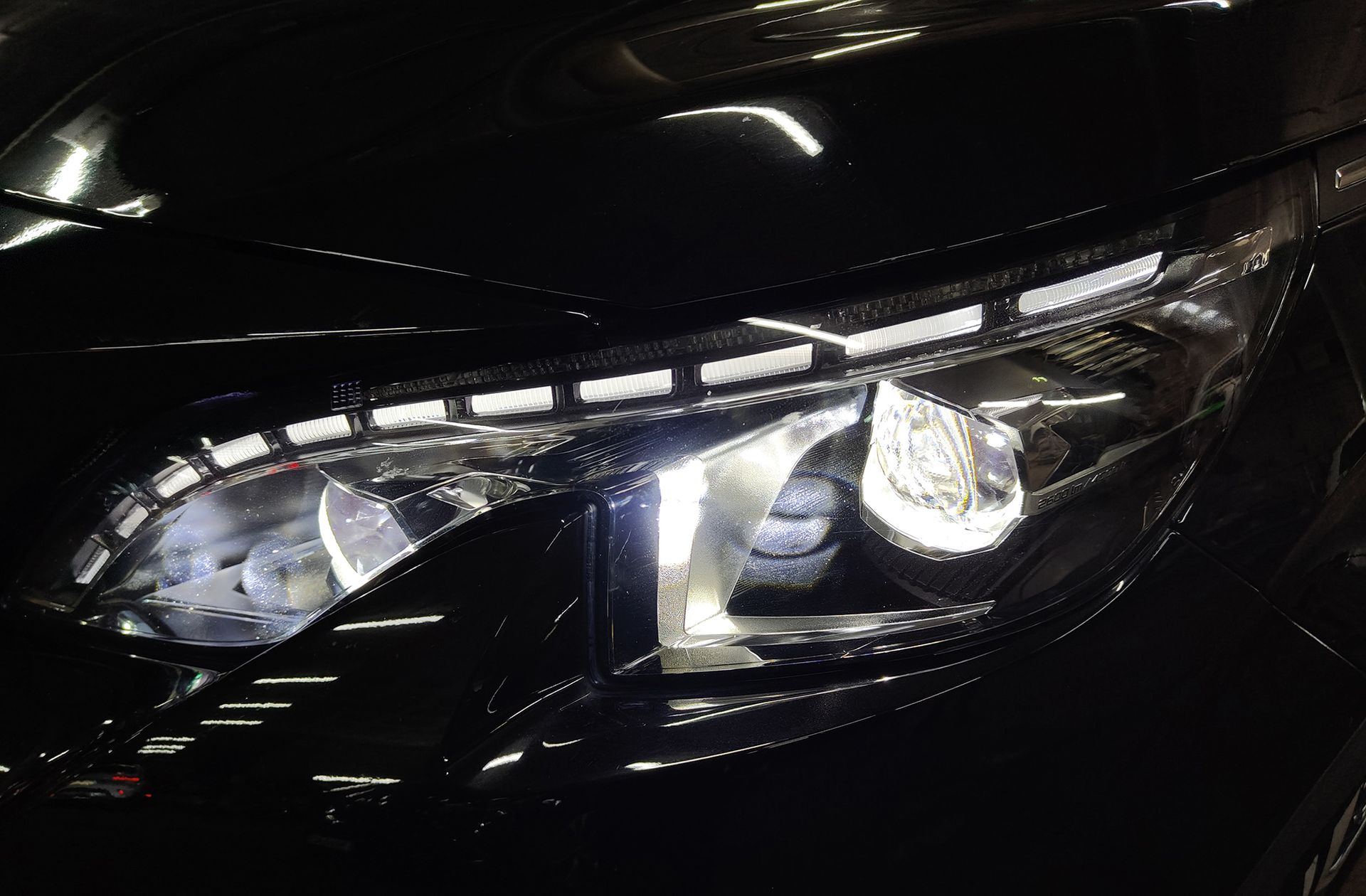 Peugeot 3008 PureTech 130 GT Line - foto 16