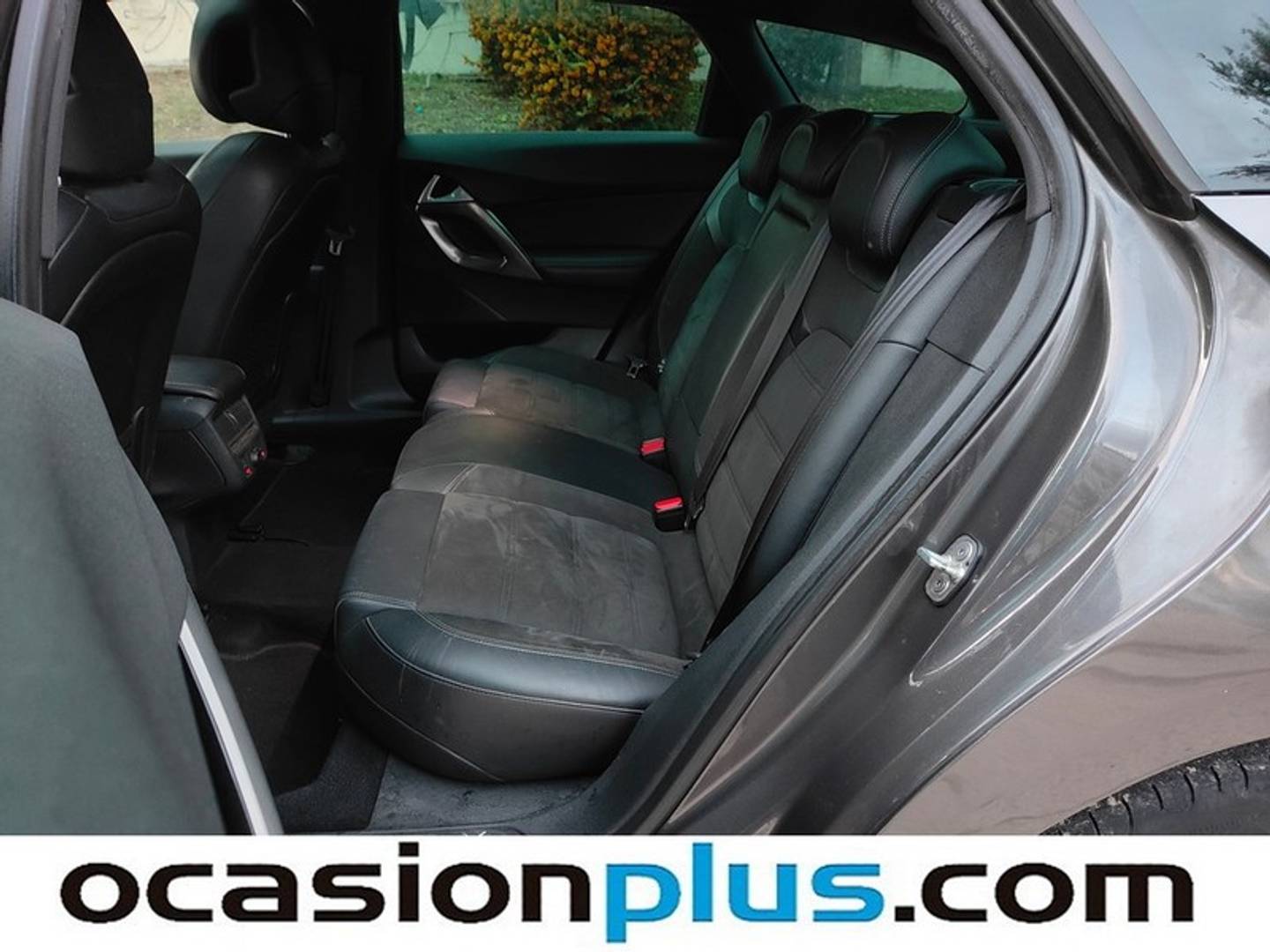 Foto DS DS 5 DS DS5 BlueHdi 120 EAT6 Style (120 CV)