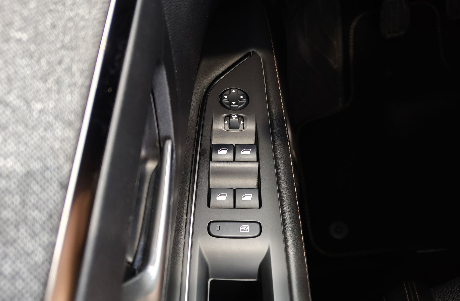 Peugeot 3008 BlueHDi 130 GT Line - foto 48