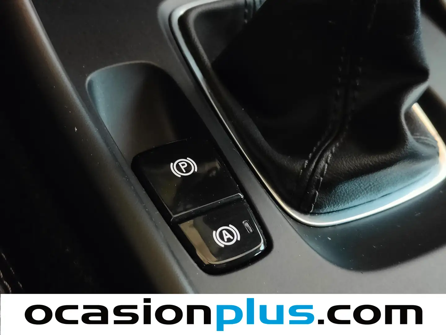 Foto Volvo XC40 Volvo XC40 T3 Momentum (156 CV)