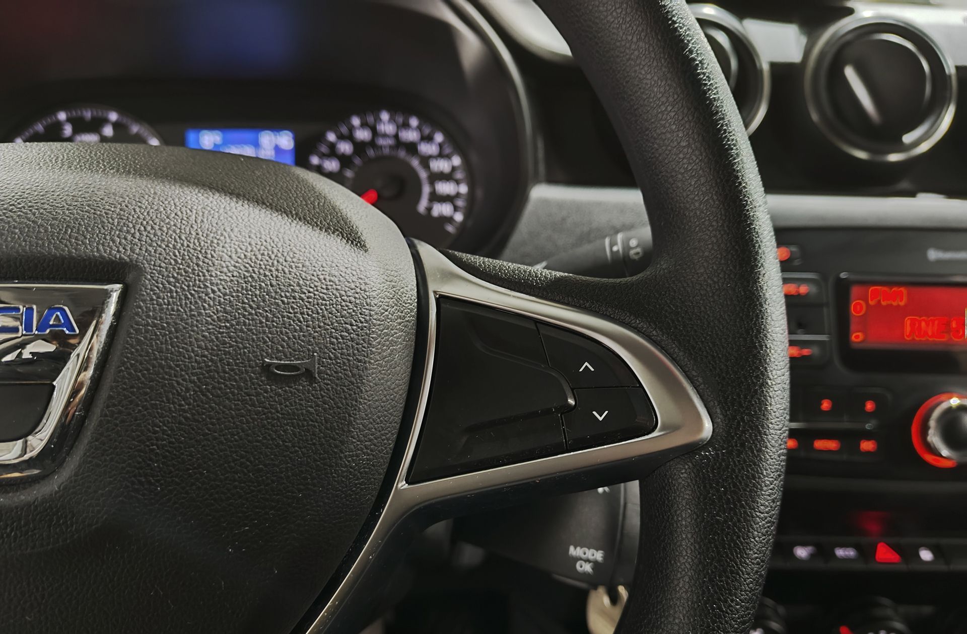 Dacia Duster Essential TCe 4x2 - foto 22
