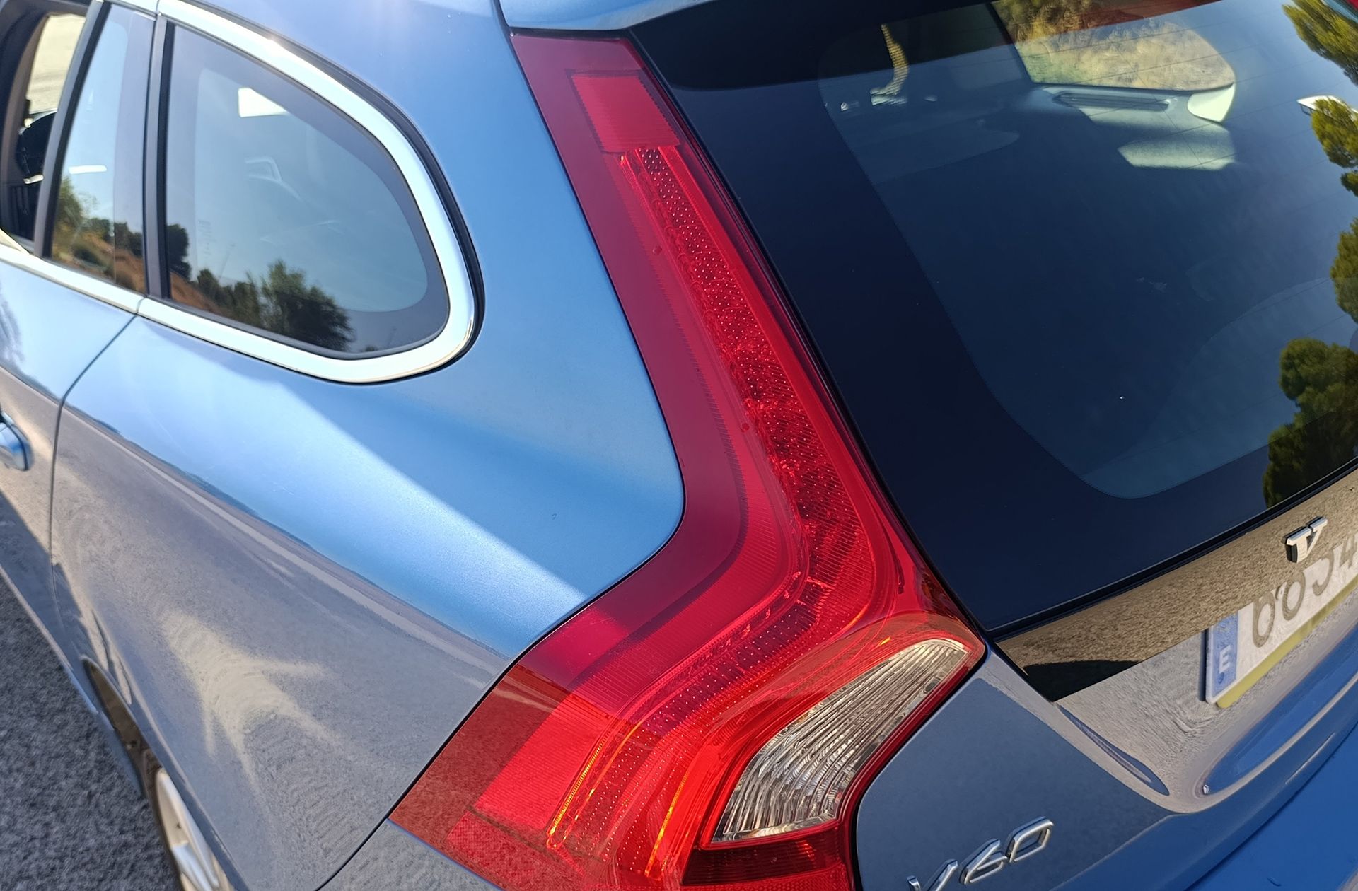 Volvo V60 D3 Momentum - foto 14