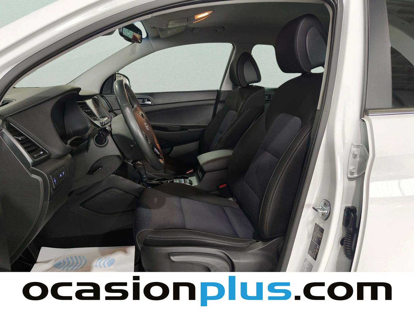 Foto asientos delanteros Hyundai Tucson Hyundai Tucson 1.7 CRDI BlueDrive Kosmo 4x2 DCT (141 CV)