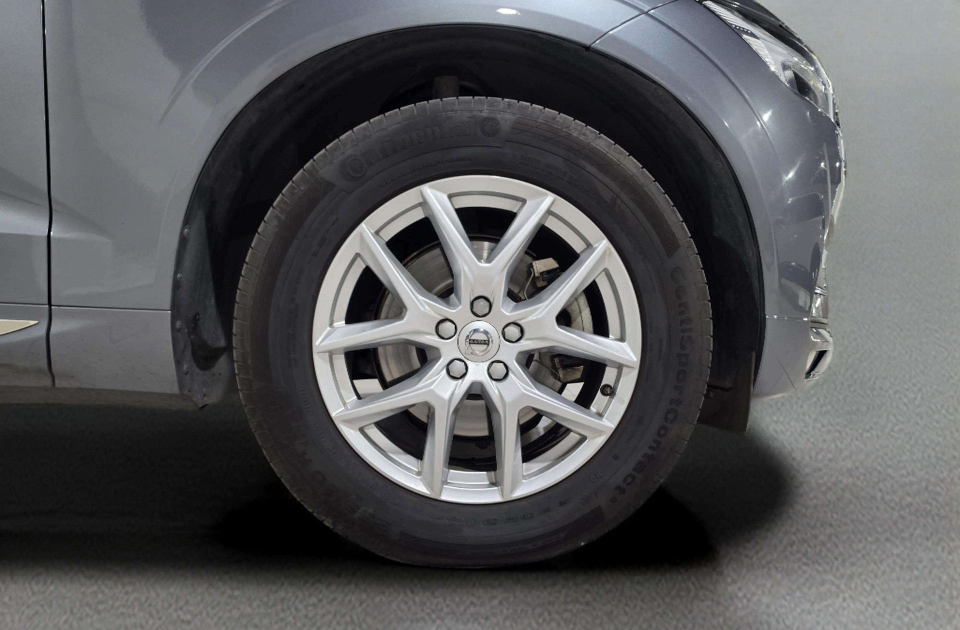 Volvo XC60 D4 Business Plus - foto 35