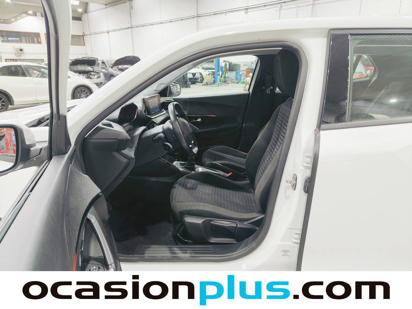 Foto Peugeot 2008 Peugeot 2008 PureTech 100 S&S Active (100 CV)