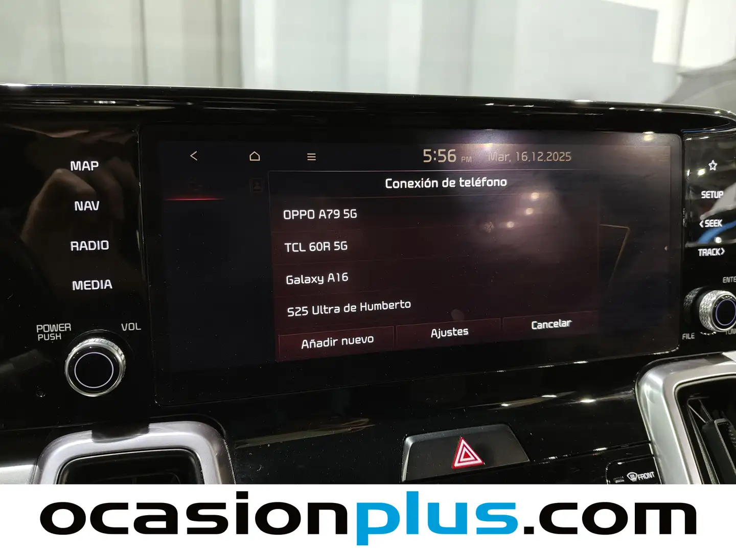 Foto KIA Sorento Kia Sorento 1.6 T-GDi HEV Drive 4x2 7 Plazas (230 CV)