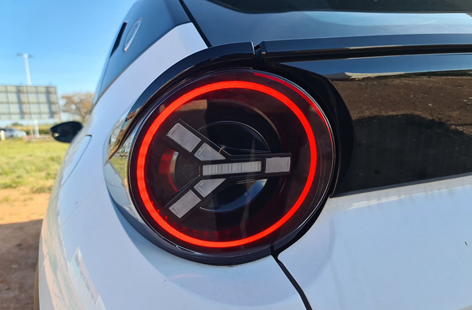 Lancia Ypsilon Hybrid - foto 13