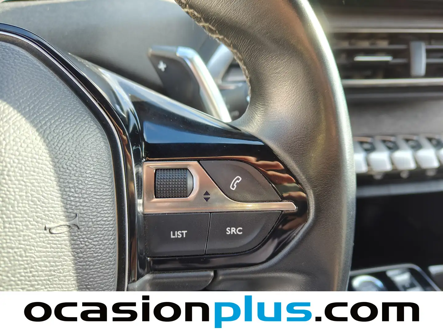 Foto Peugeot 5008 Peugeot 5008 PureTech 130 S&S Allure Pack EAT8 (130 CV)