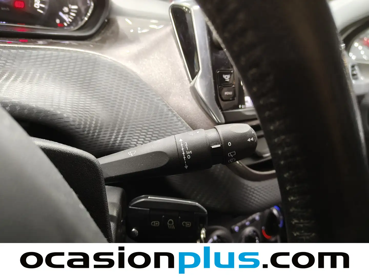 Foto Peugeot 2008 Peugeot 2008 VTI 82 Active  (82 CV)