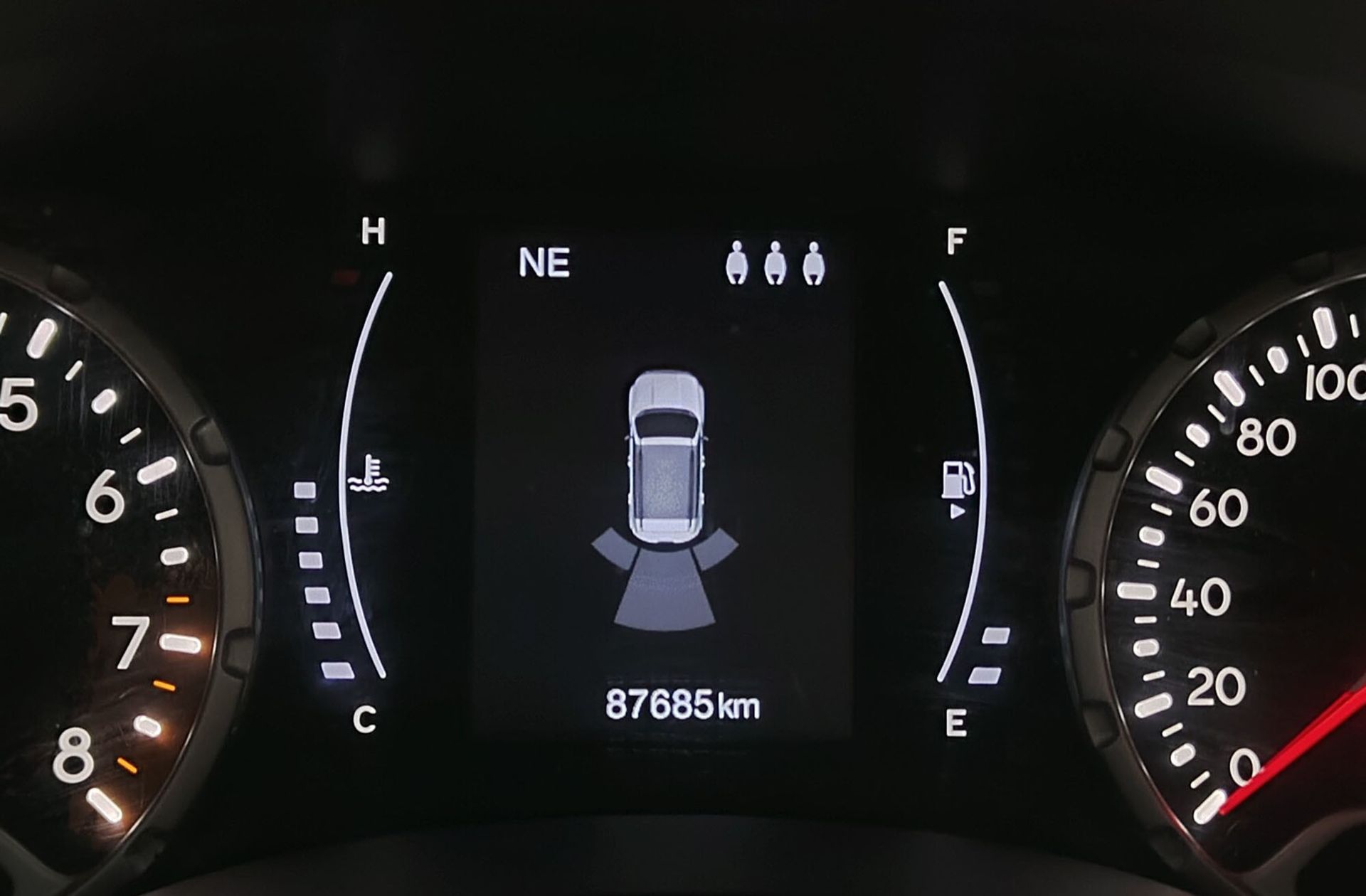 Jeep Renegade 1.4 MultiAir Longitude 4x2 - foto 8