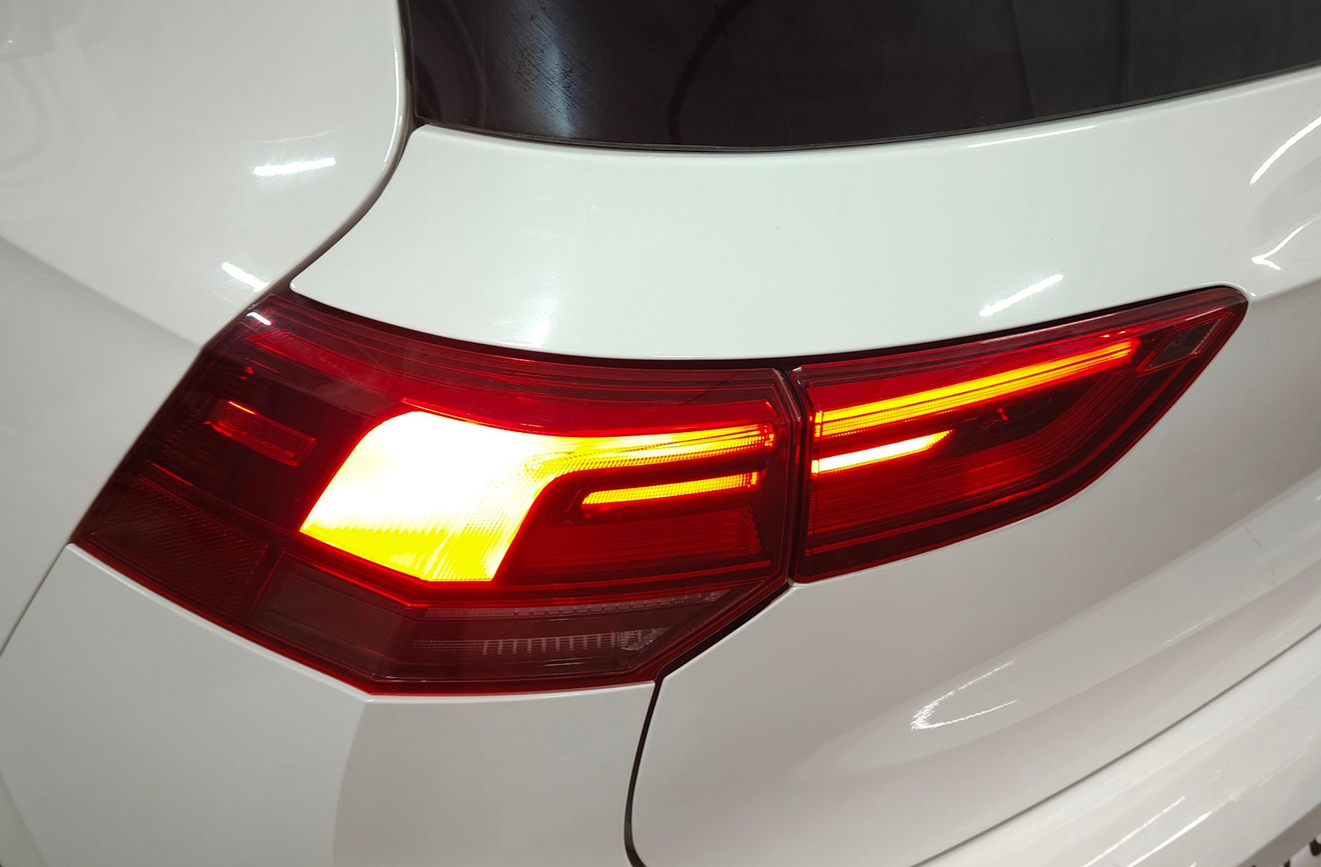 Volkswagen Golf R-Line 1.5 eTSI DSG - foto 17