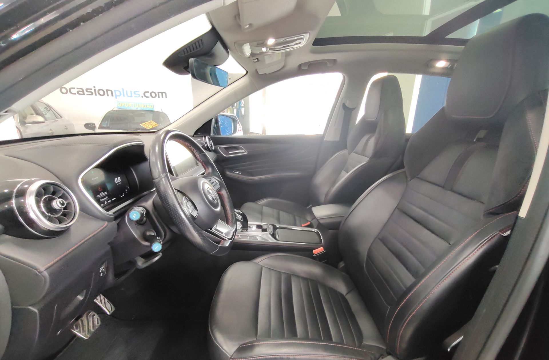 MG HS 1.5 Turbo GDI Luxury DCT - foto 11