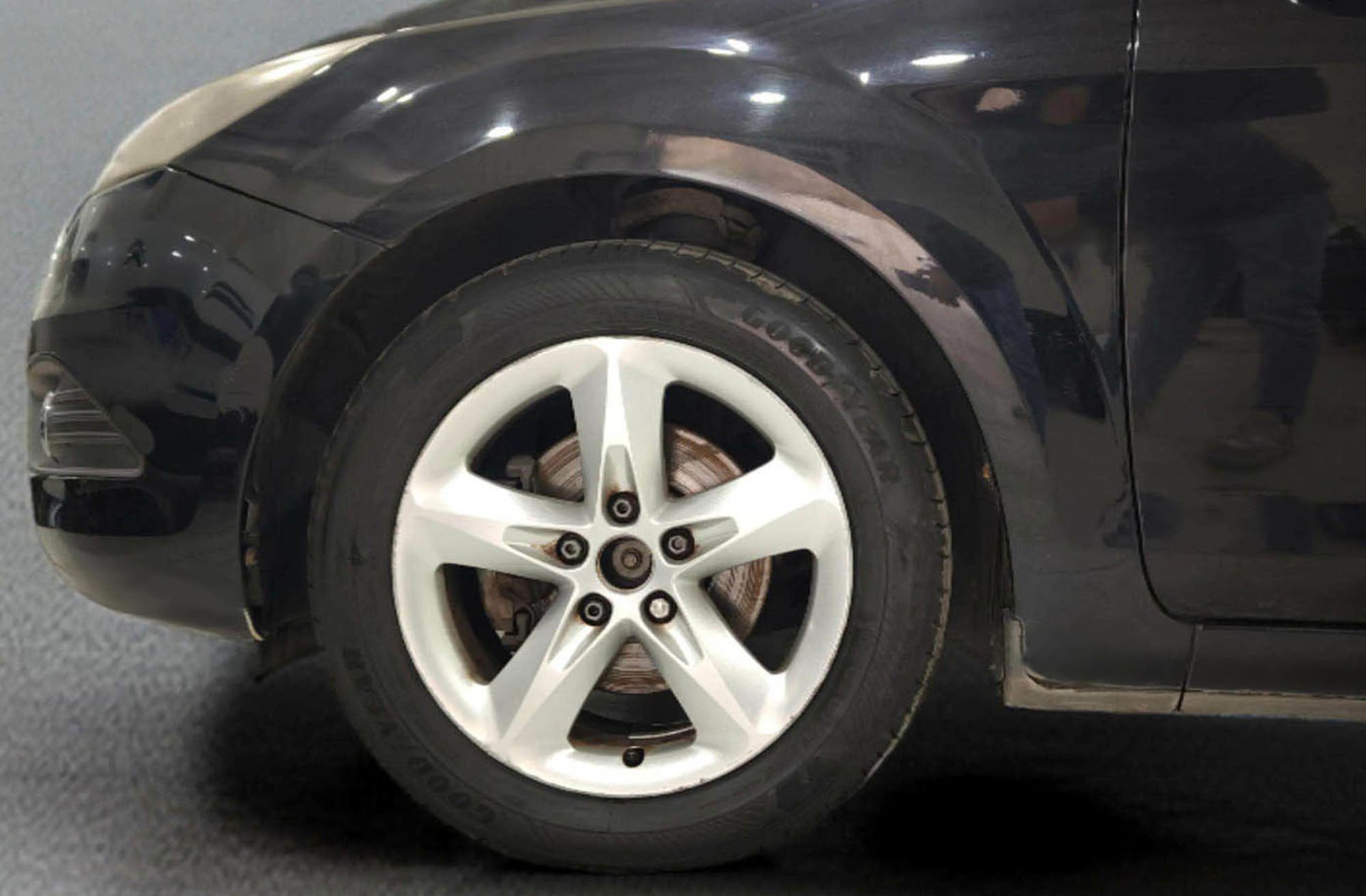 Ford Focus 1.6 Trend - foto 27