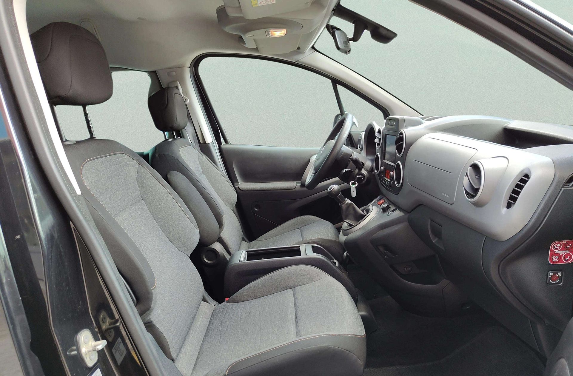 Citroën Berlingo Combi PureTech 110 Multispace 20 Aniversario - foto 16