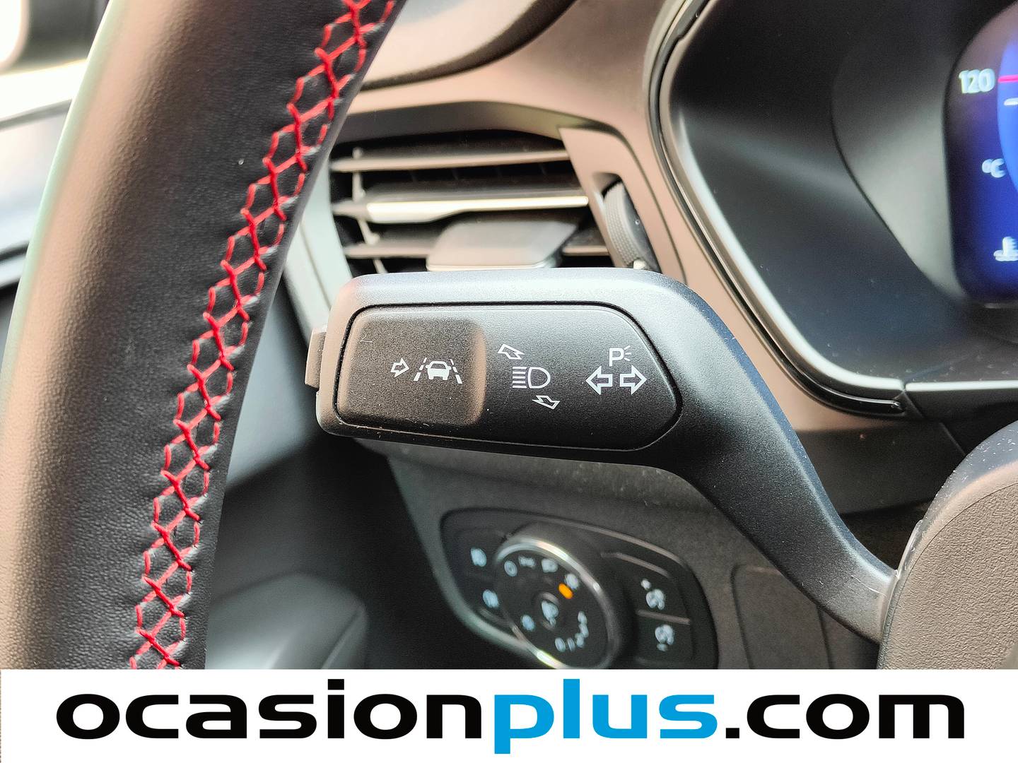 Acabados Ford Focus Ford Focus 1.0 Ecoboost MHEV ST-Line (125 CV)