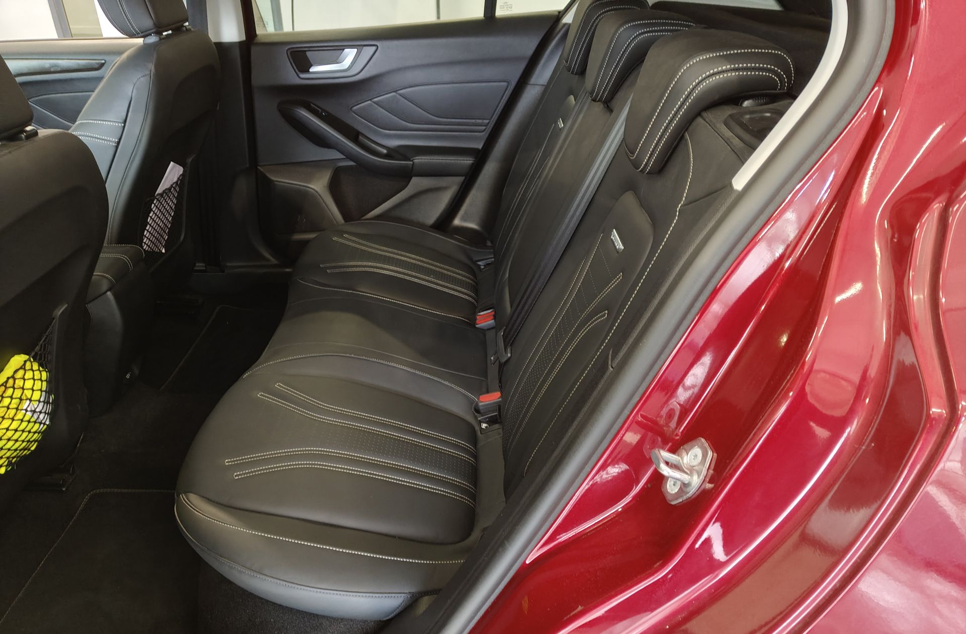 Ford Focus 1.5 EcoBoost Vignale - foto 14