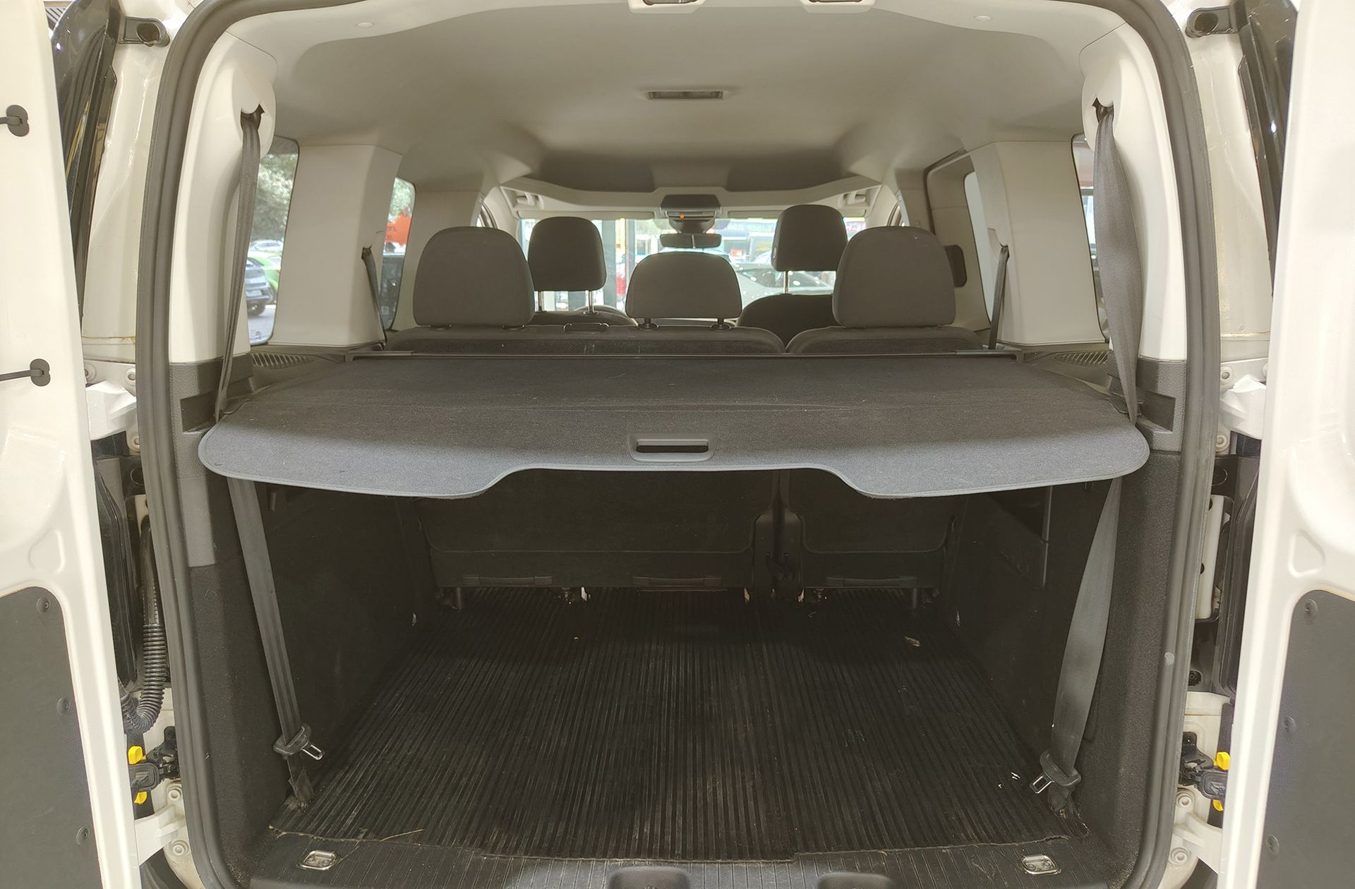 Volkswagen Caddy Maxi Kombi 2.0 TDI - foto 12