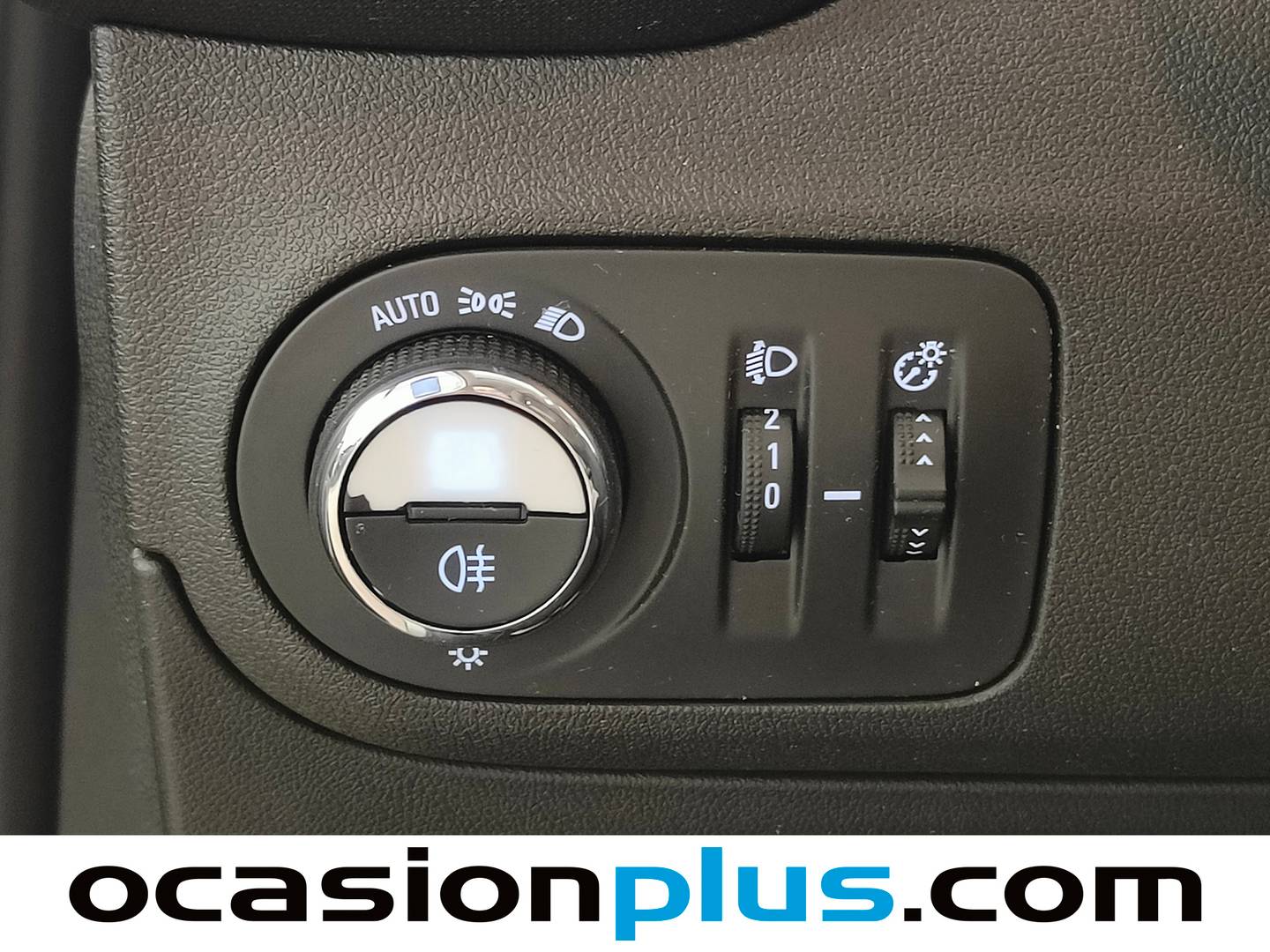Equipamiento del Opel Crossland X Opel Crossland X 1.2 Turbo S&S ecoTEC Selective (110 CV)