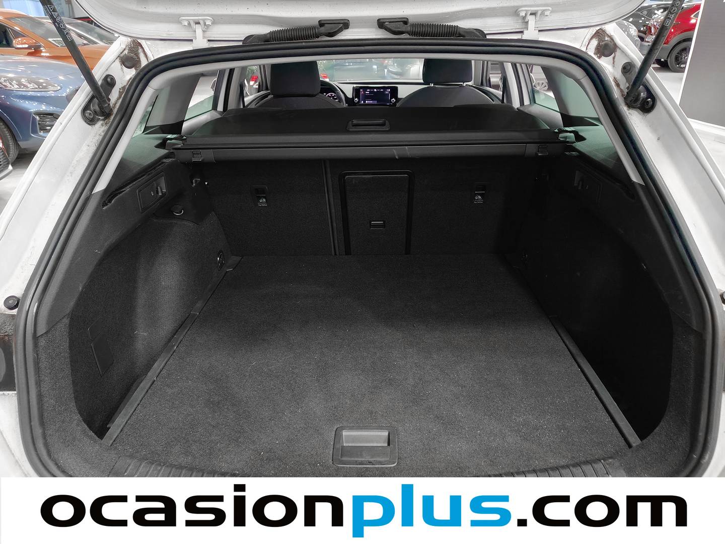 Foto Seat León SEAT León ST 1.0 TSI S&S Style Go (110 CV)