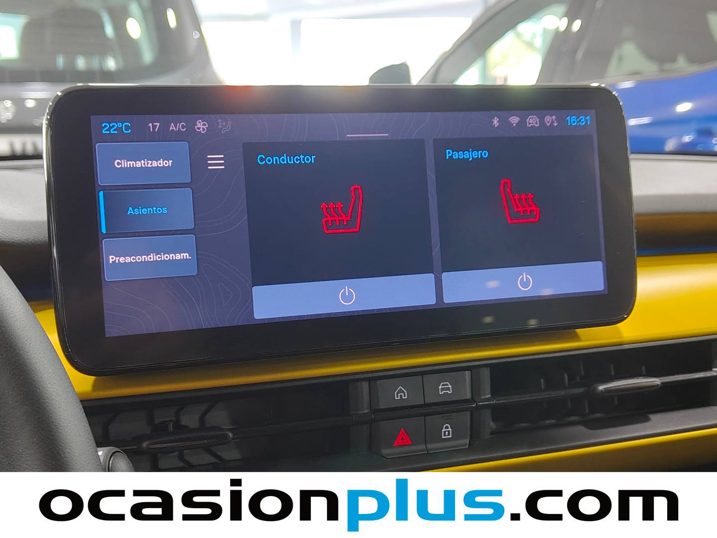 Extras y acabados del Jeep Avenger Jeep Avenger BEV Summit (156 CV)