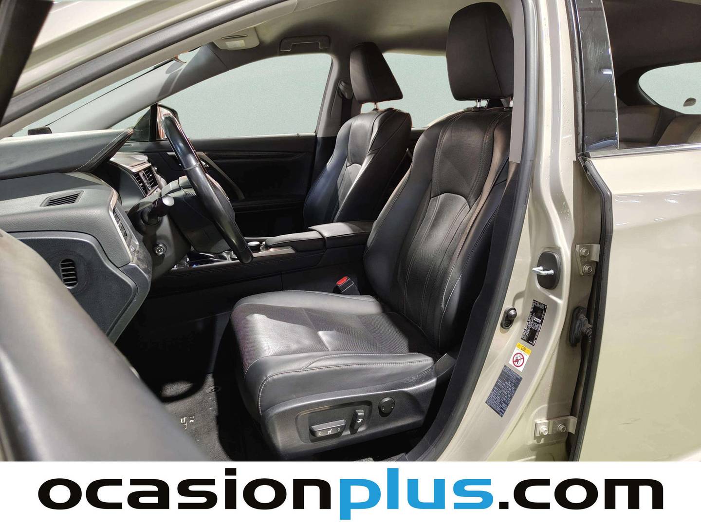Foto asientos delanteros Lexus RX Lexus RX 450h Business (313 CV)