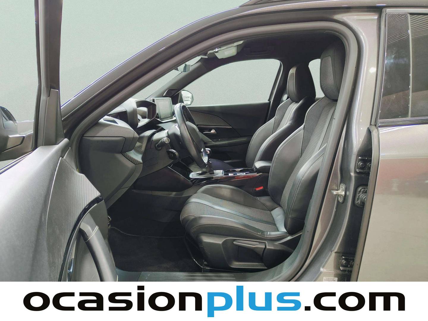 Foto asientos delanteros Peugeot 2008 Peugeot 2008 PureTech 130 S&S GT Line (130 CV)