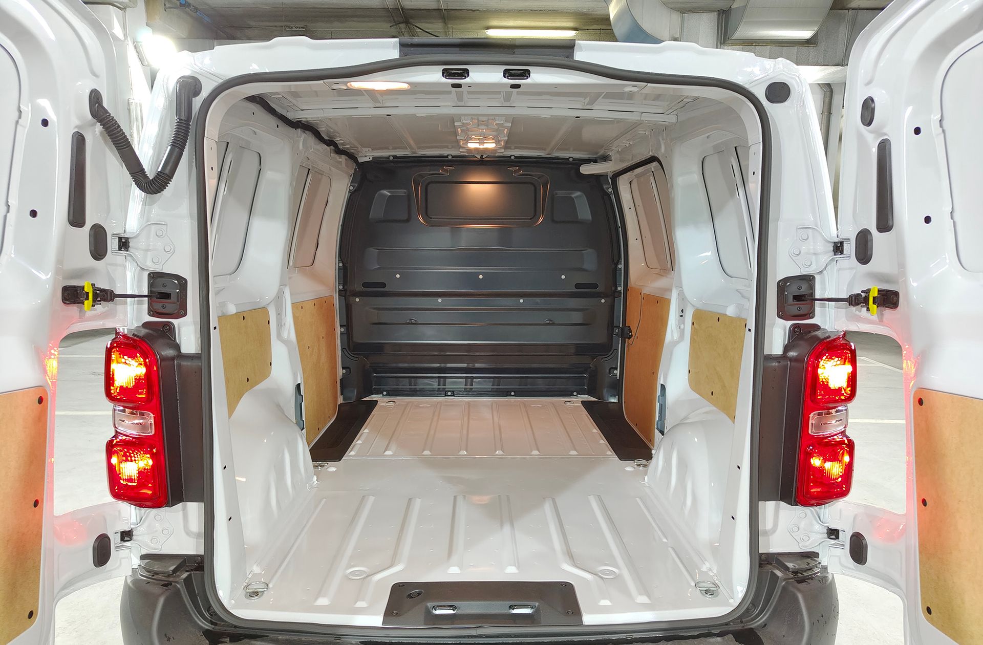 Fiat Scudo Furgón M 1.5 Diésel - foto 13