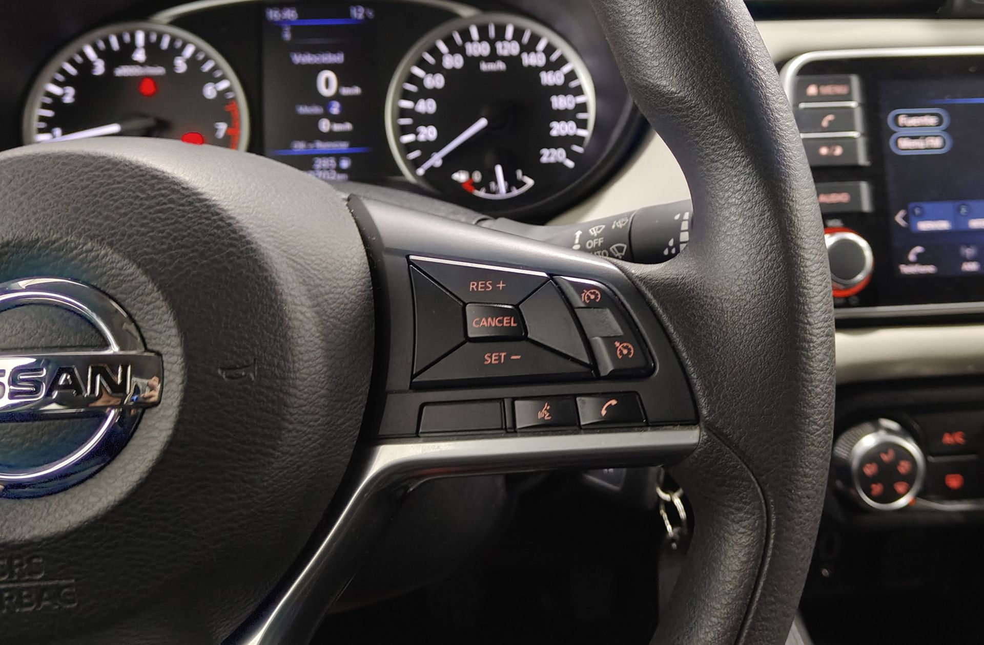 Nissan Micra IG-T 92 Kiiro - foto 22