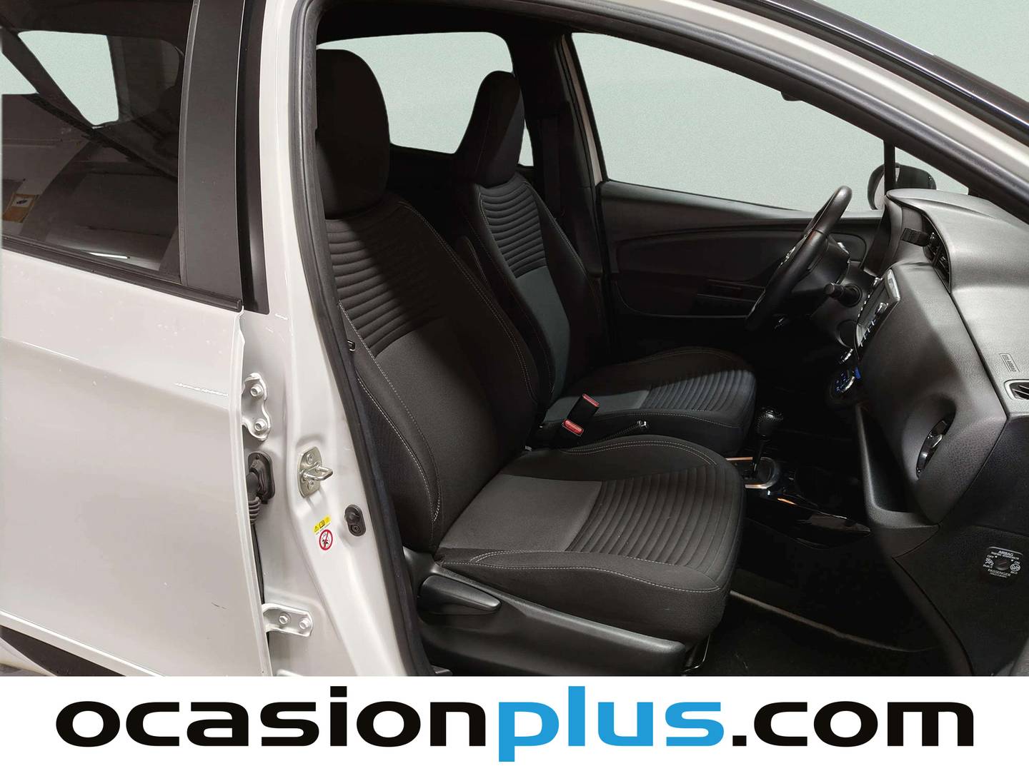 Foto Toyota Yaris Toyota Yaris 100H Feel Limited Edition (100 CV)