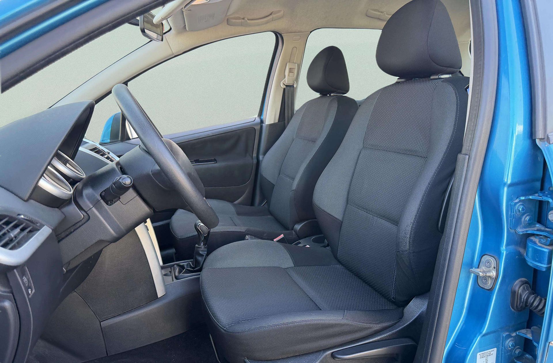 Peugeot 207 1.4i Access - foto 8