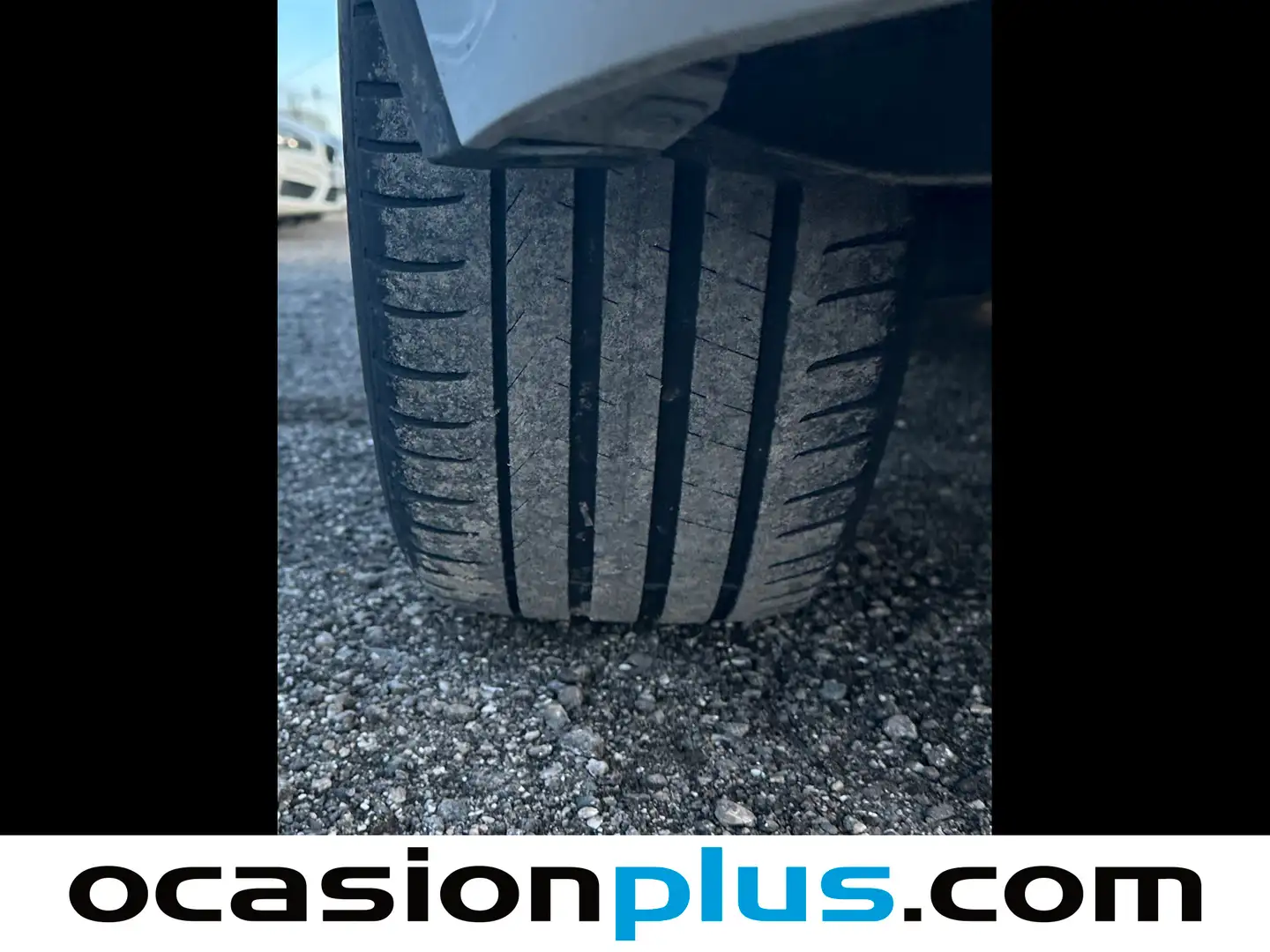 Foto Volkswagen Tiguan Volkswagen Tiguan R-Line 2.0 TDI (150 CV) DSG