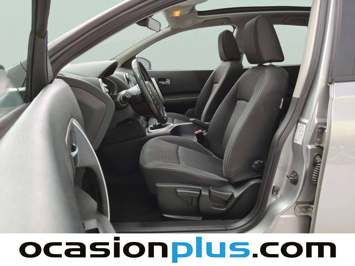 Foto asientos delanteros Nissan QASHQAI+2 Nissan Qashqai+2 1.5 dCi Acenta 4x2 (106 CV)
