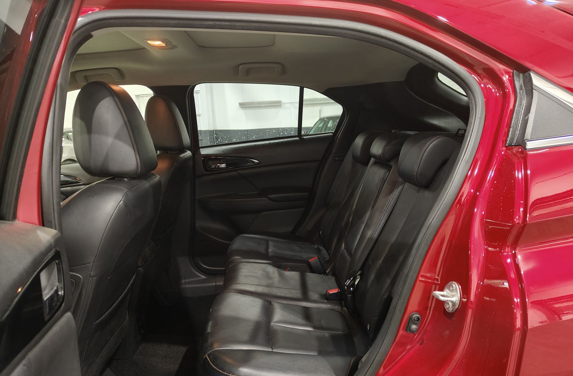 Mitsubishi Eclipse Cross 150T Kaiteki 4WD CVT - foto 12
