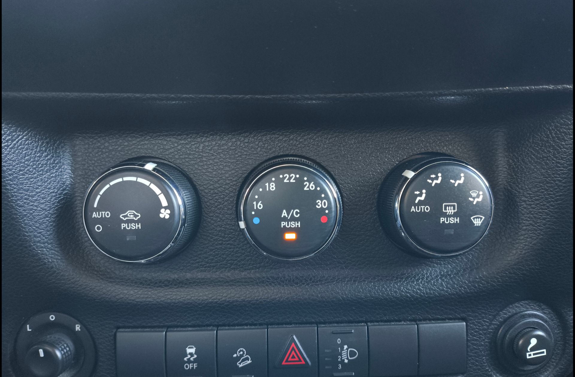 Jeep Wrangler 2.8 CRD Rubicon - foto 27