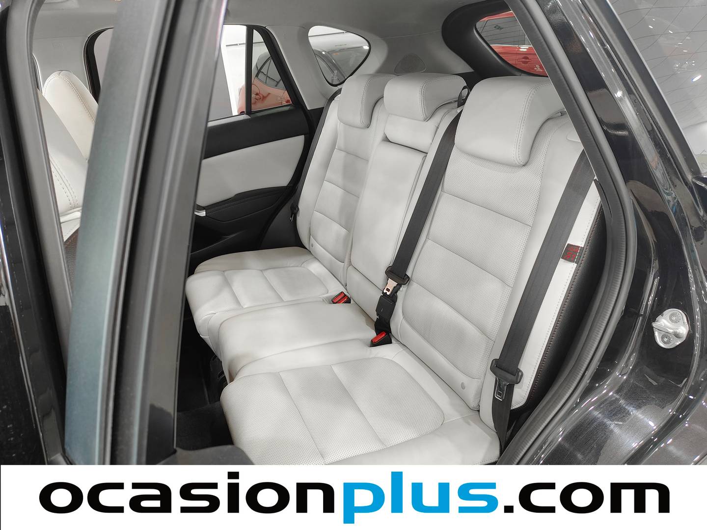 Foto asientos traseros Mazda CX-5 Mazda CX-5 2.2 DE Luxury 4WD AT (175 CV)