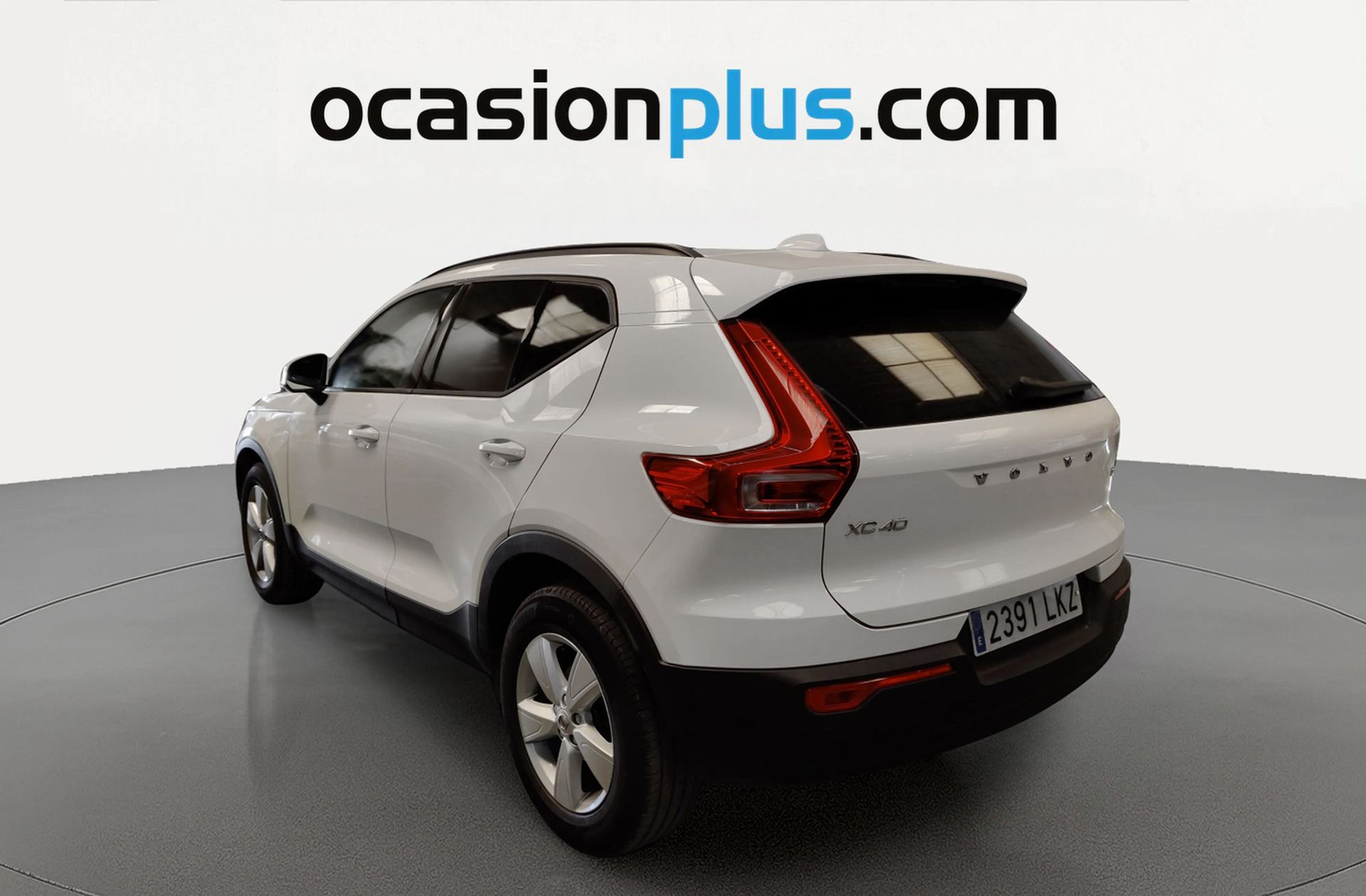 Volvo XC40 T2 Momentum Core - foto 3