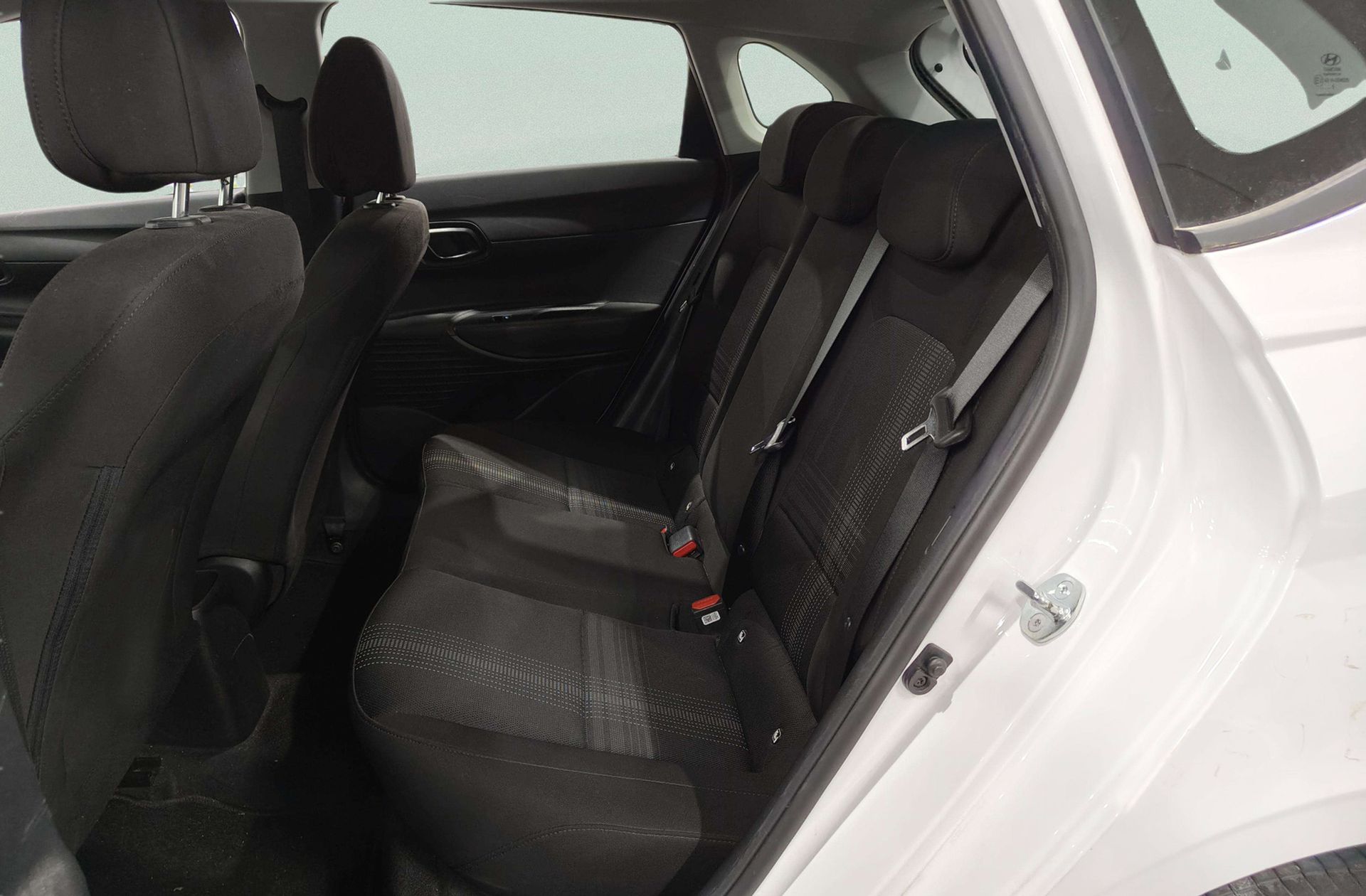 Hyundai i20 1.2 MPI Essence - foto 12