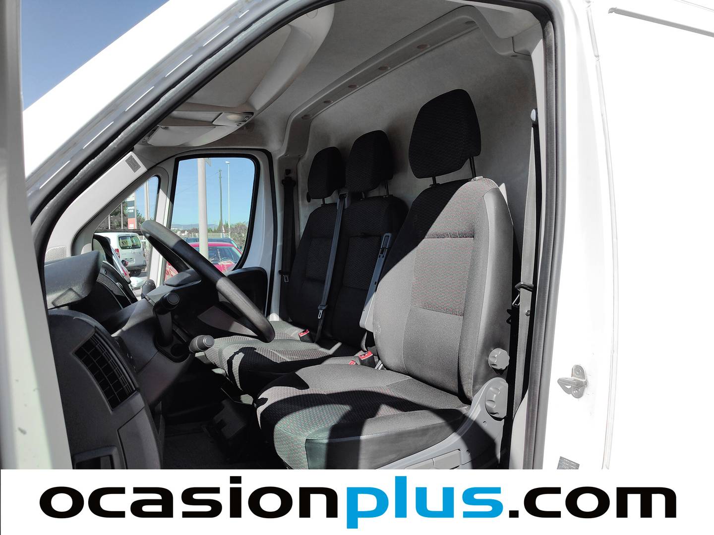 Foto Peugeot Boxer Peugeot Boxer Furgon BlueHDi 330 L1 H1 Pack  (120 CV)