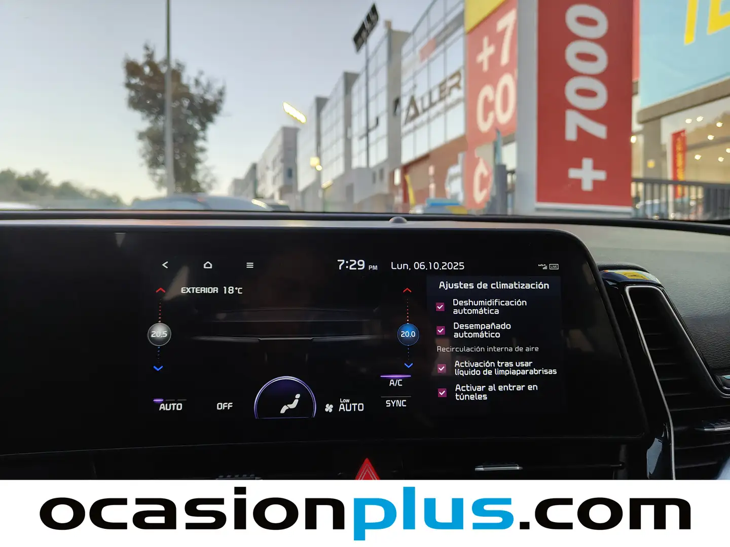 Foto KIA Sportage Kia Sportage 1.6 CRDi MHEV Business 4x2 (136 CV)